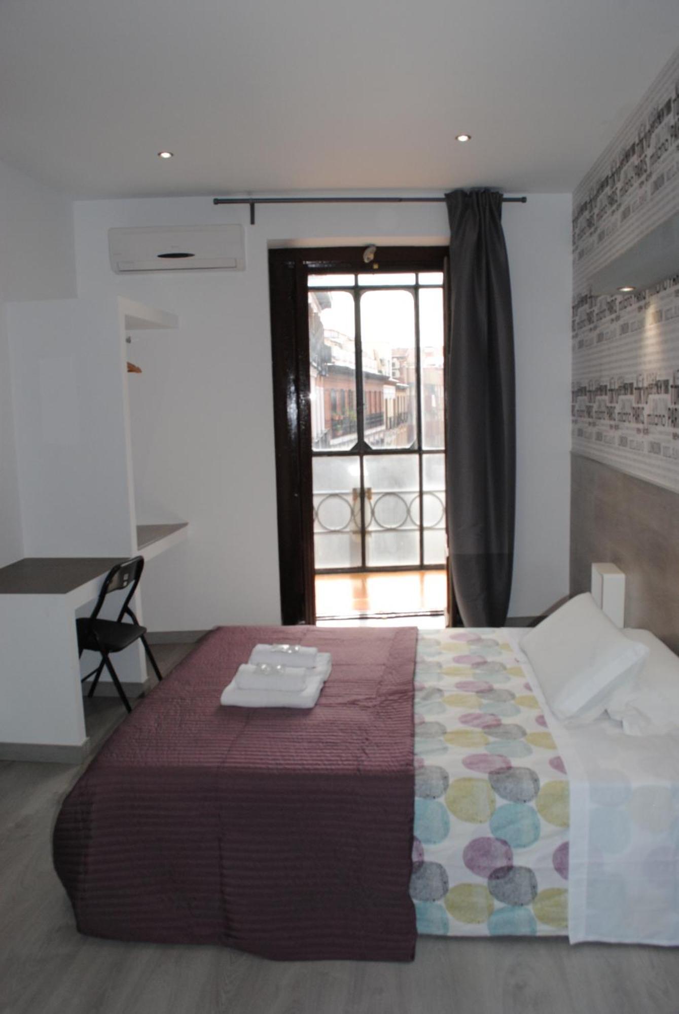 Fuencarral Rooms Мадрид Стая снимка
