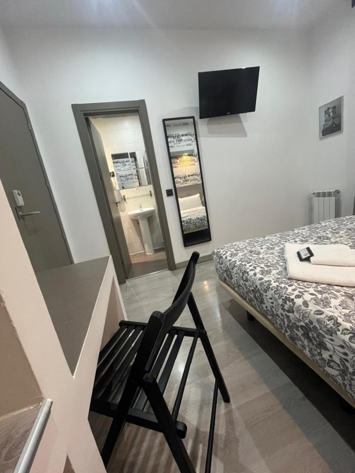 Fuencarral Rooms Мадрид Екстериор снимка